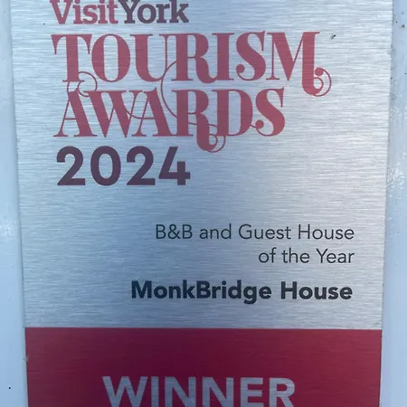 Monkbridge House 5*