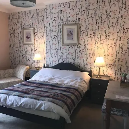Monkbridge House 5*