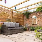 Monkbridge House 5*