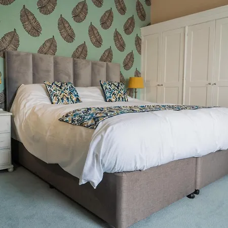 Bed and Breakfast Monkbridge House