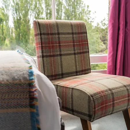 Monkbridge House Bed & Breakfast 5*