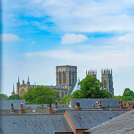 Monkbridge House Отель типа 