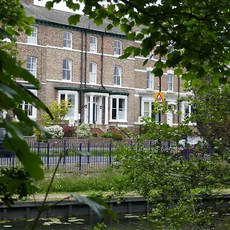 Monkbridge House לינה וארוחת בוקר יורק