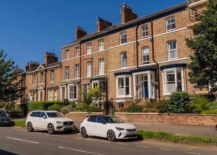 Bed & Breakfast Monkbridge House